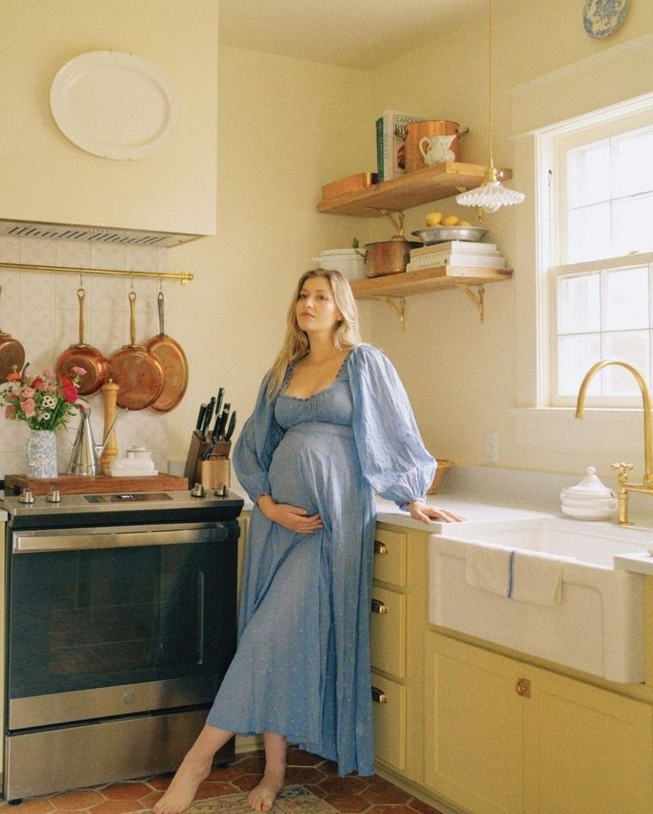 Maternity Fashion – Style That Grows With You