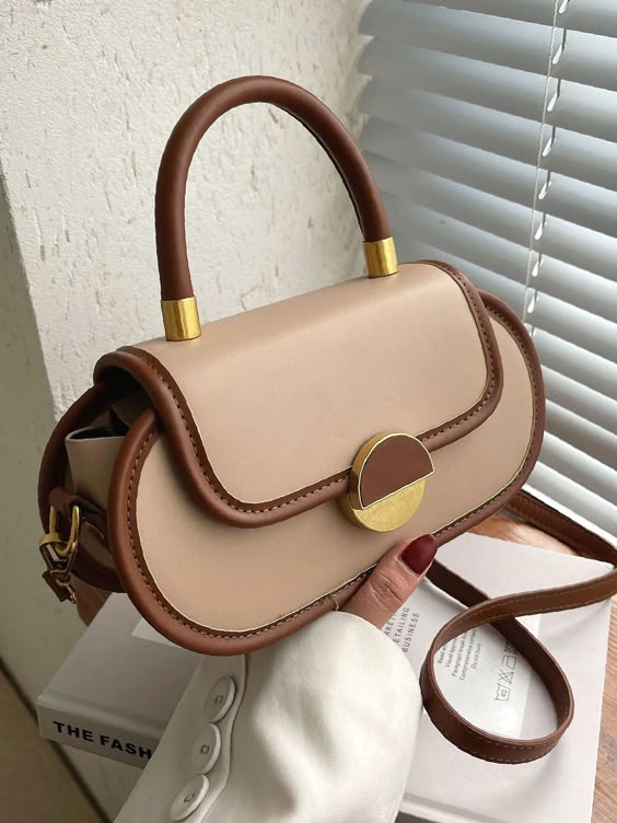 Fashion Handbags – Carry Confidence